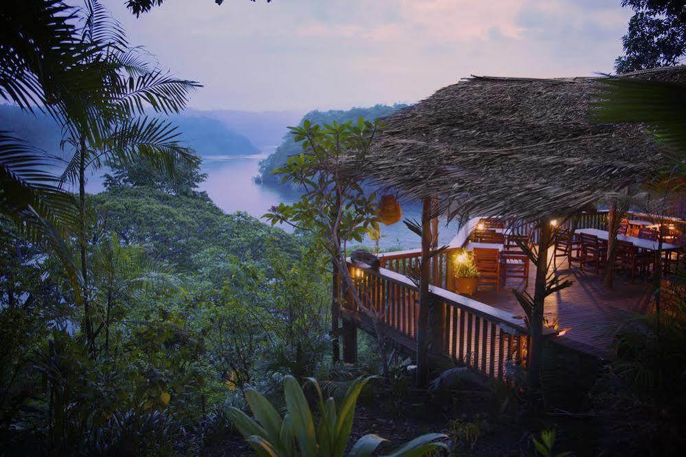 Tufi Resort Bagian luar foto